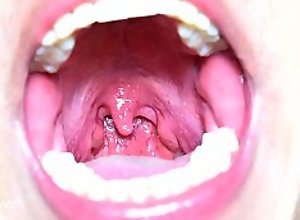 Uvula fetish
