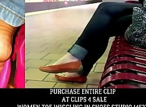 Clips4Sale Preview CANDID VARIOUS SHOEPLAY TOE