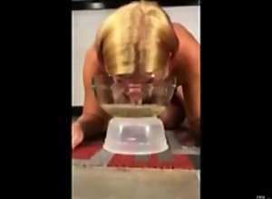 Kandy Swallowing Piss
