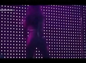 Jennifer Lopez strip scene from Hustlers movie
