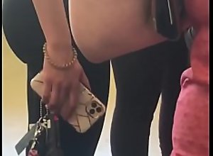 Sexy Latina candid in tights (candid legend)