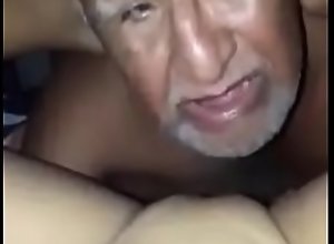 El abuelo (vídeo completo---- porn   fuck xxx