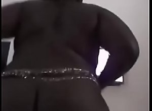 Black chubby Nigerian girl show off her black ass
