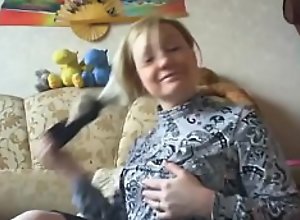 Horny Mom Masturbating On Homemade Webcam