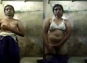 Today Exclusive- Cute Desi Girl Showing Her T...