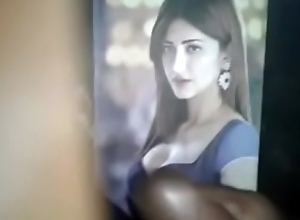 Shruti hassan fucking irresistable breast and
