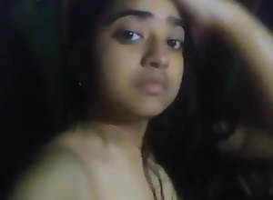 Bengali girl priyanka show her sexy boobs