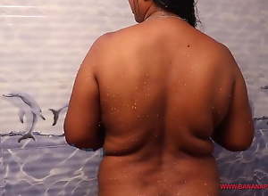Mallu Sathi Aunty, big boobs, nude bath
