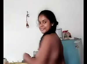 Girl Flashing her body and marterbate Sri lanka