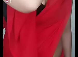 hot aunty boobs showing tango live