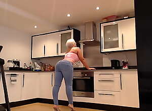 Mature curvy blonde big fake tits and ass jeans