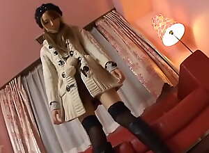 Japanese slender gal open her legs (01199)