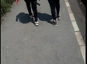 I follow a big Kenyan ass while walking home