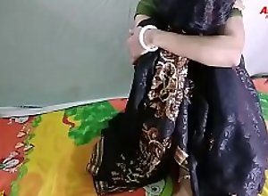 Indian bhabi fucking in hotel with Hindi audio