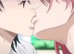 Yuri Ayato beija inocente garoto e o chama pra