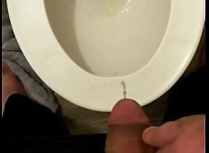 Trying to pee while my dick is hard